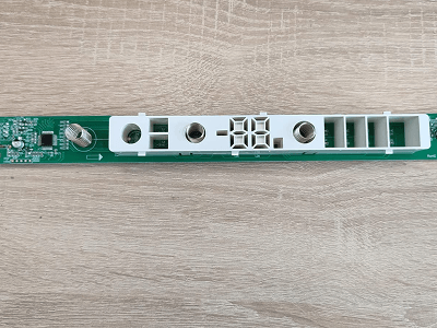 Не работает дисплей холодильника Haier - процесс ремонта